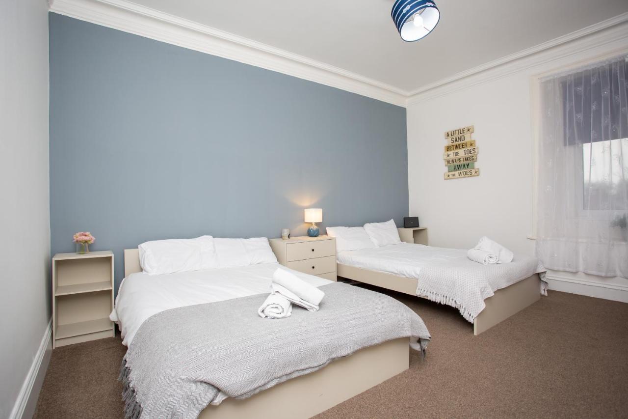 Roker Sea Front Apartments By #Shortstaysaway Sunderland  Exterior photo