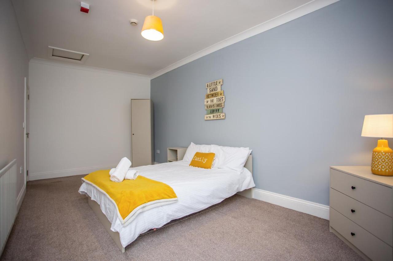 Roker Sea Front Apartments By #Shortstaysaway Sunderland  Exterior photo